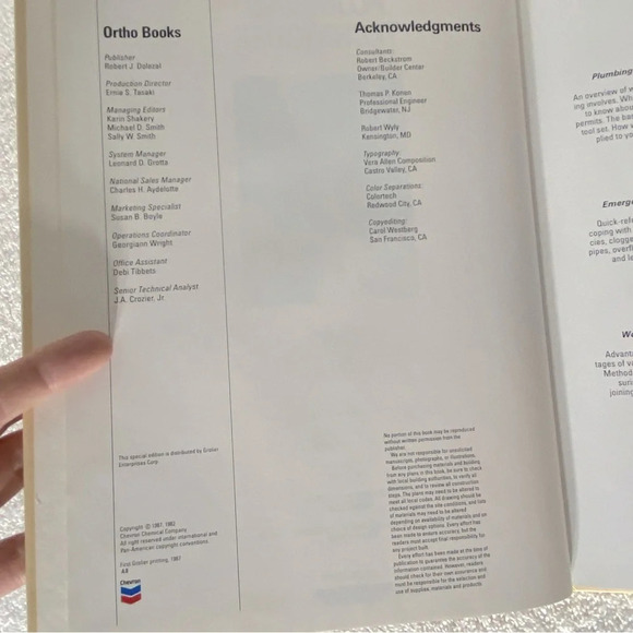 Vintage Grolier’s Home Owning Made Easy Basic Plumbing Techniques Hardcover Book - Picture 3 of 11